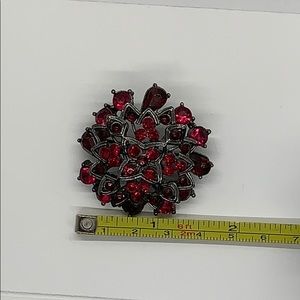 Vintage round dome brooch